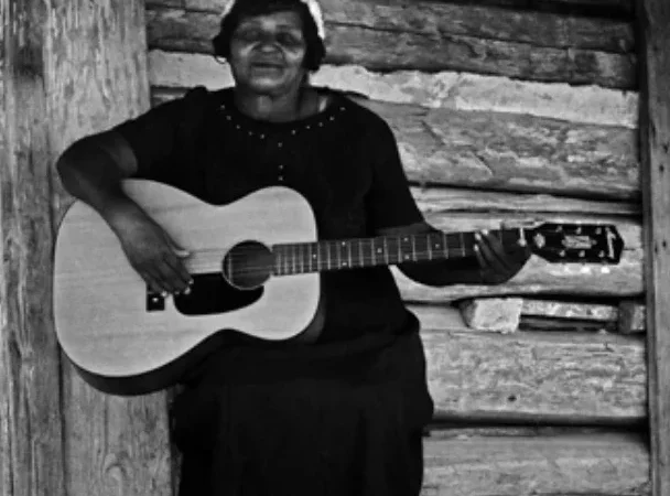 Rosa Lee Hill: “Bullying well”