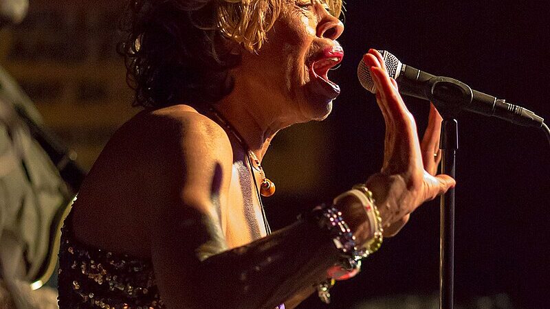 Lavelle White: Miss La-Vell