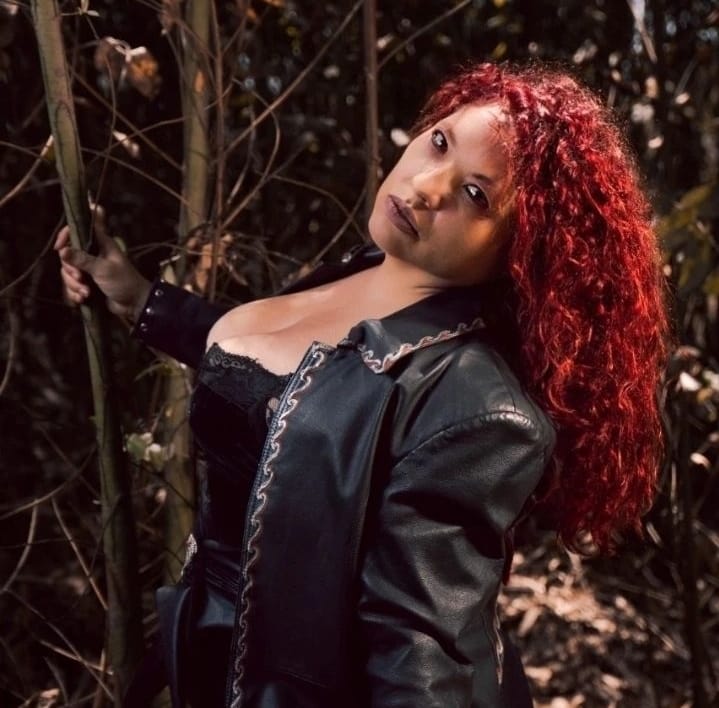 Johanna Olivares: Lucila Blues Rock