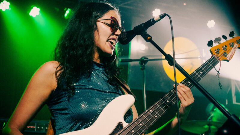 Maka Letizia: Bajo y Blues