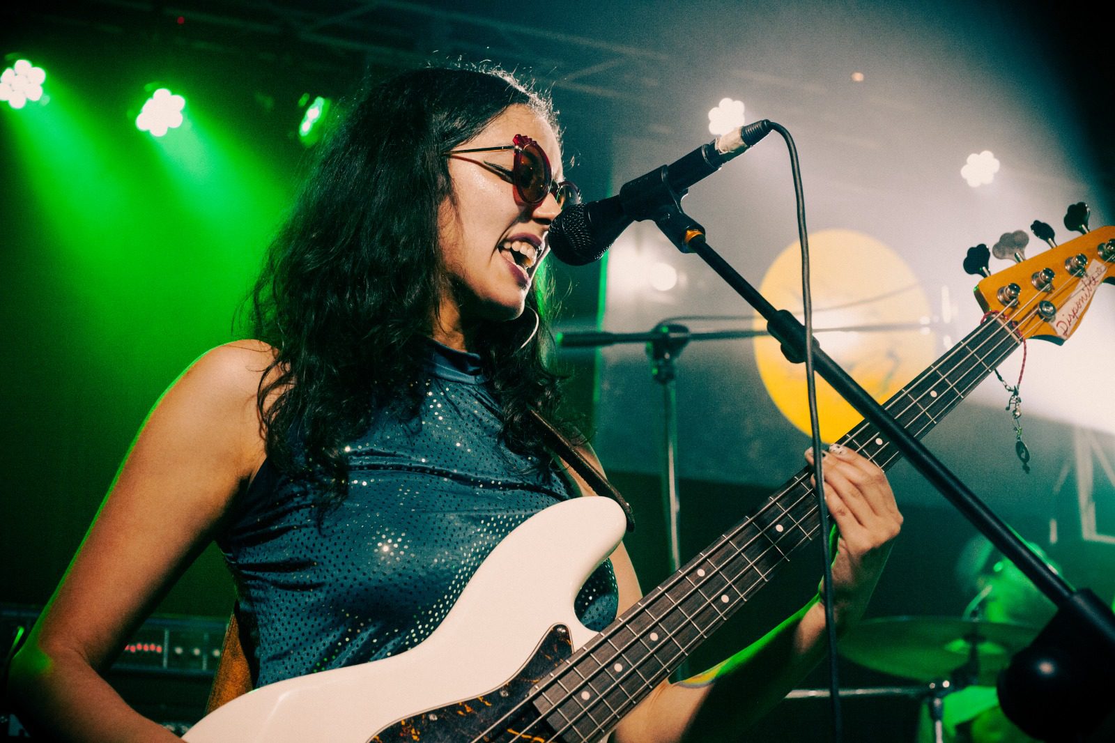 Maka Letizia: Bajo y Blues