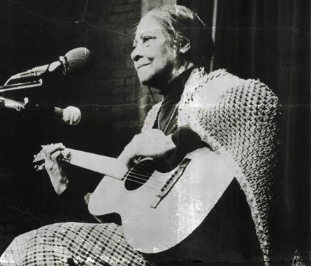 Elizabeth ‘Libba’ Cotten: “Cotten picking”